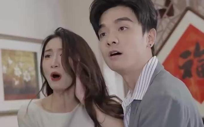 不裝了，腳踹渣男后我成了全球女戰神(全集)